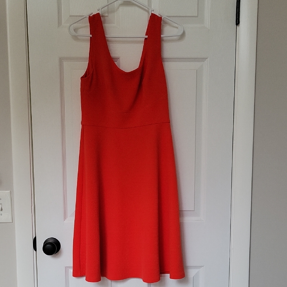 Elegant Red Sleeveless Dress